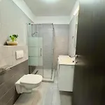 By Casa Del Mar * Mamaia
