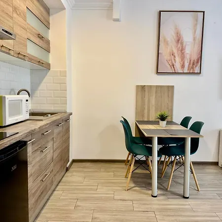 By Casa Del Mar Apartment *