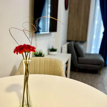 By Casa Del Mar